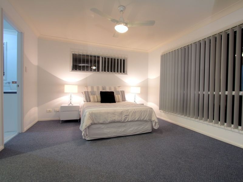 40 Nicola Way, Upper Coomera QLD 4209