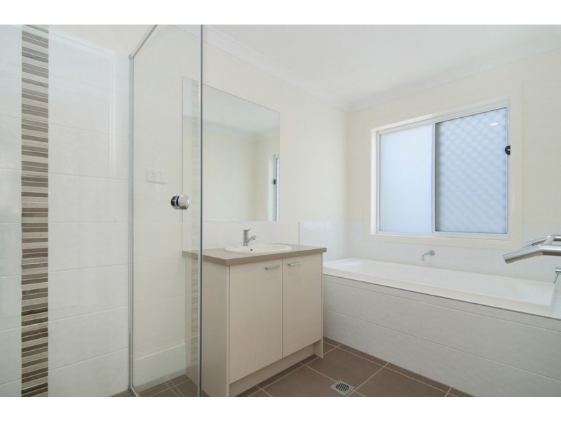 51 Moorinya Circuit, Pimpama QLD 4209