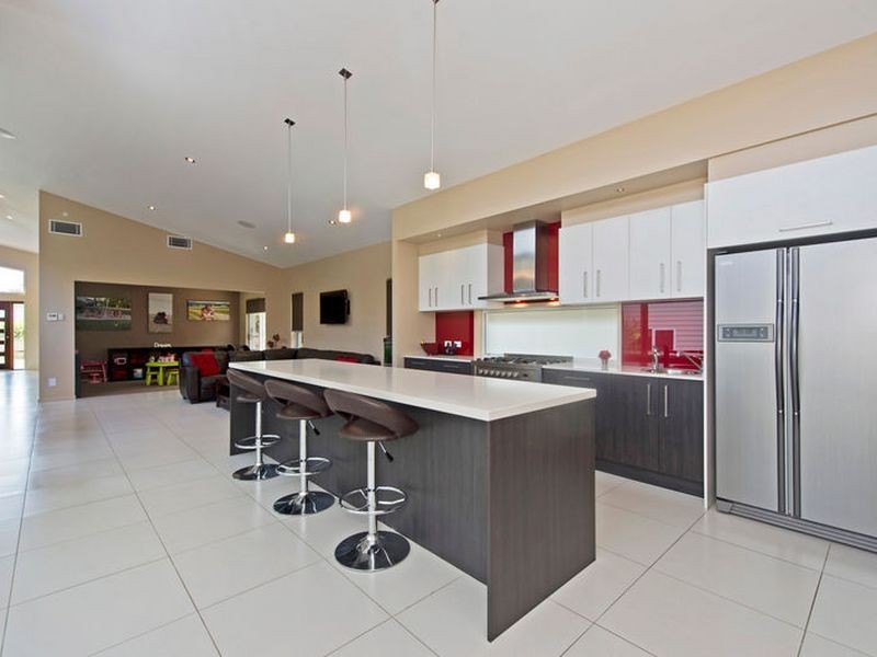 10 Katinka Circuit, Coomera Waters QLD 4209