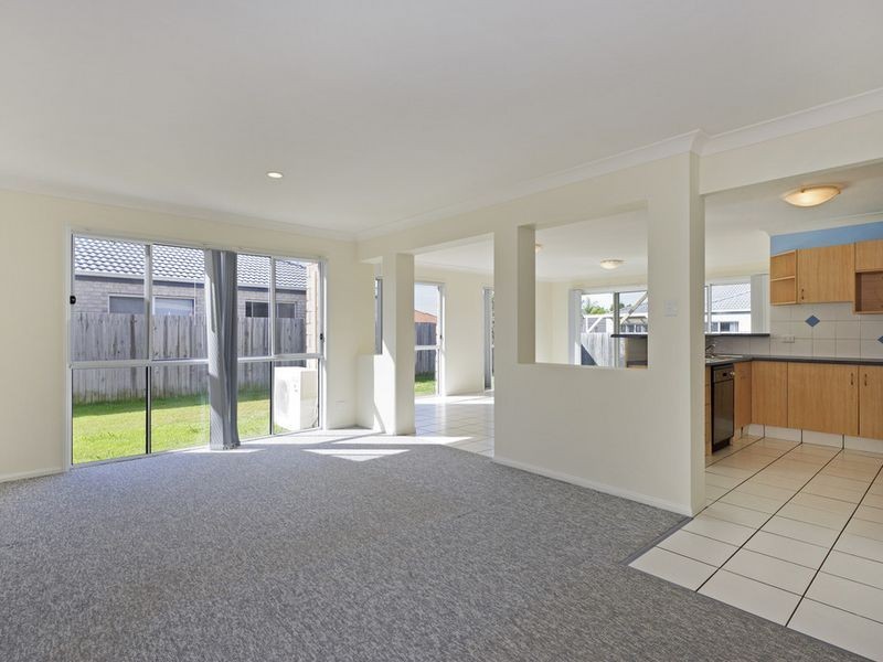 28 Mada Drive, Upper Coomera QLD 4209