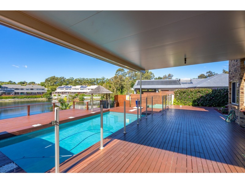 19 Tullamarine Drive, Robina QLD 4226