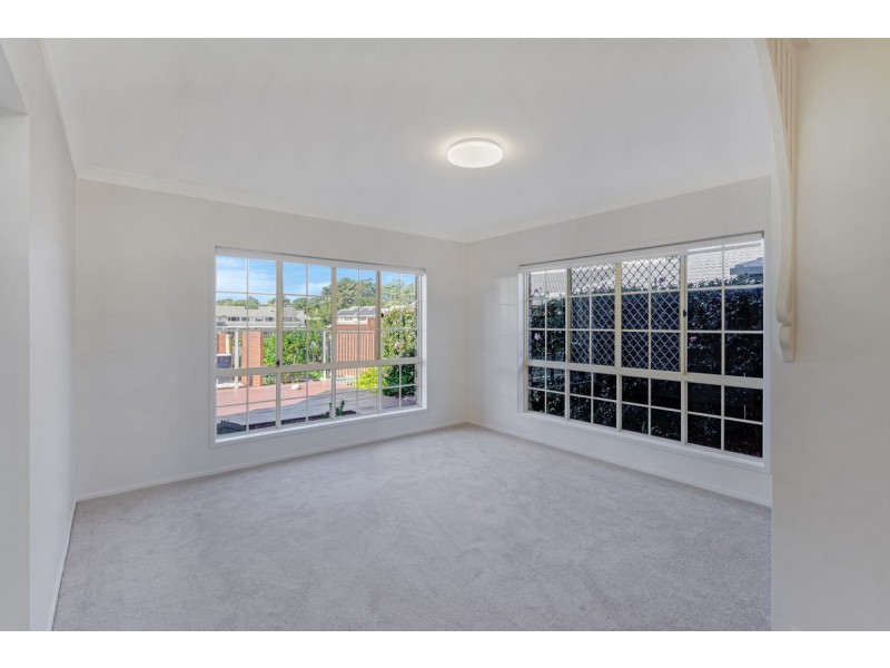 19 Tullamarine Drive, Robina QLD 4226