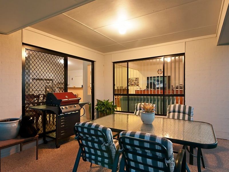9 Cranberrie Crescent, Pimpama QLD 4209