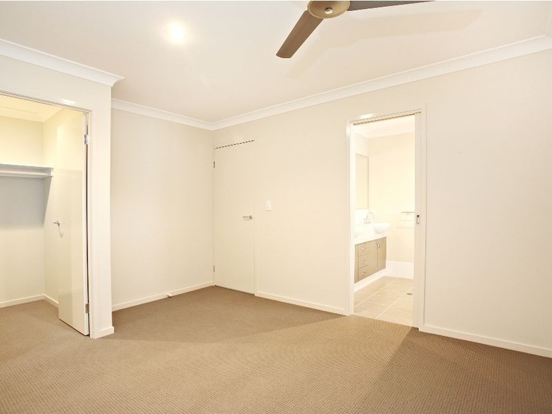 15 Richardson Crescent, Upper Coomera QLD 4209