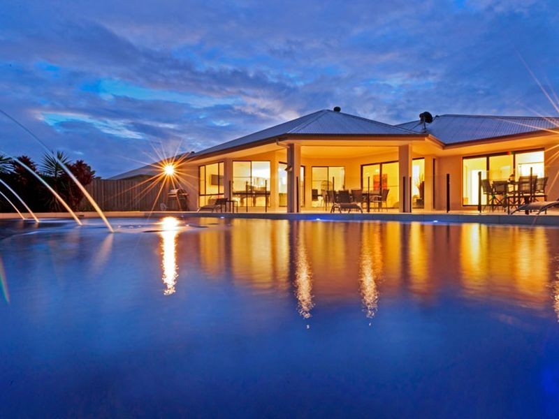 12 Icefire Lane, Coomera Waters QLD 4209