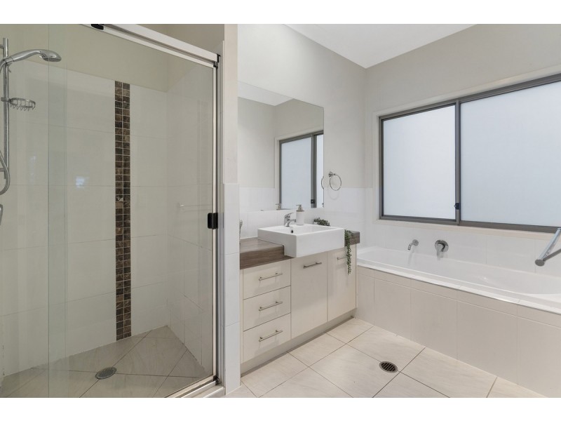 5 Cherry Court, Coomera QLD 4209