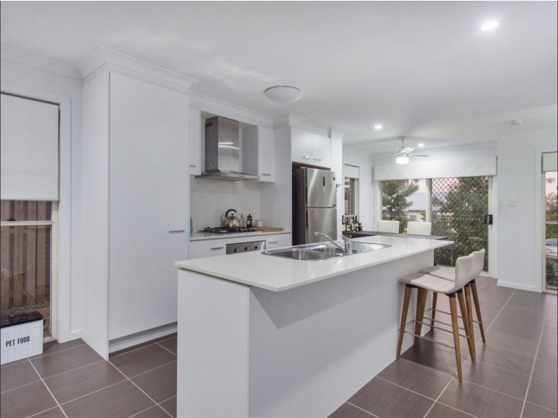 21 Savanna Gardens, Pimpama QLD 4209