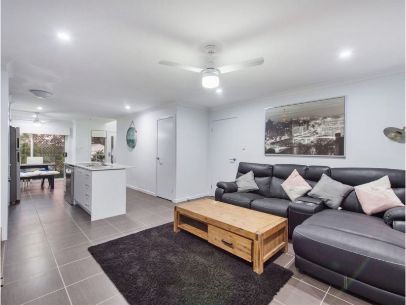 21 Savanna Gardens, Pimpama QLD 4209