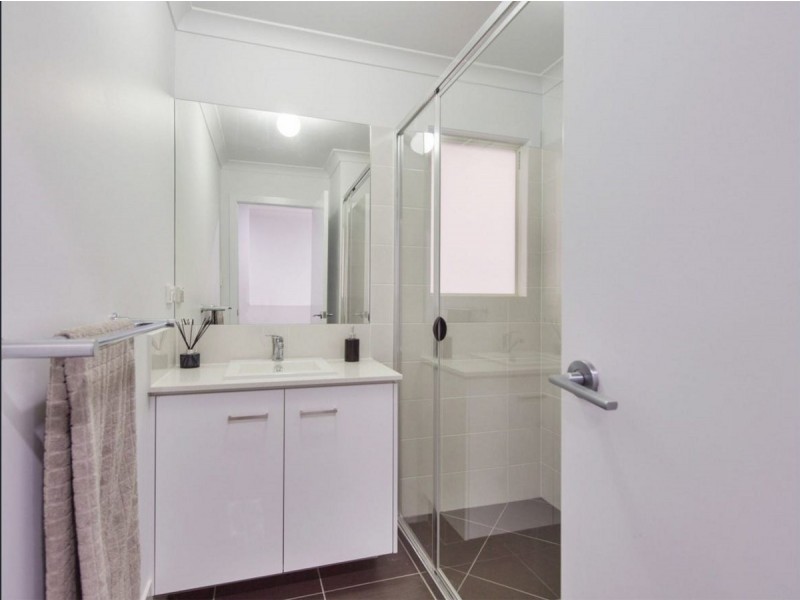 21 Savanna Gardens, Pimpama QLD 4209