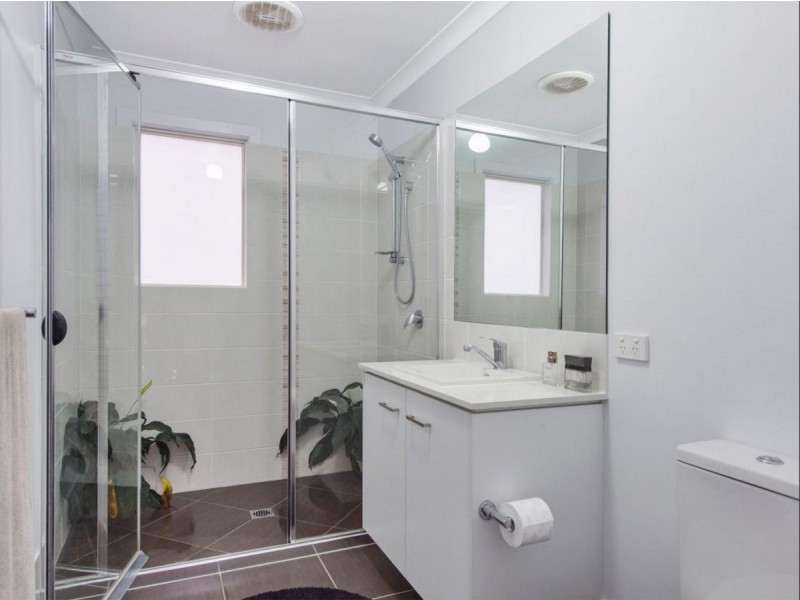 21 Savanna Gardens, Pimpama QLD 4209