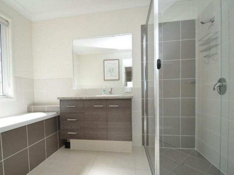 242 Beacon Road, Tamborine Mountain QLD 4272