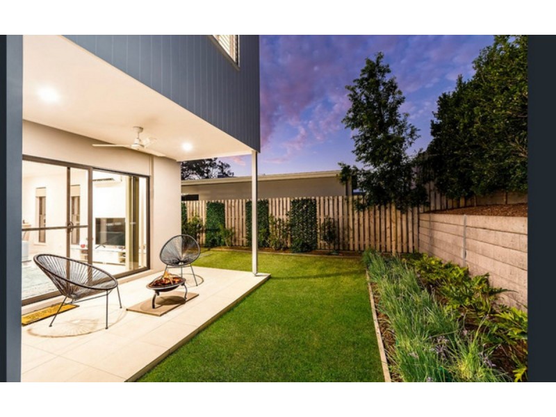 1/174 George Alexander Way, Coomera QLD 4209