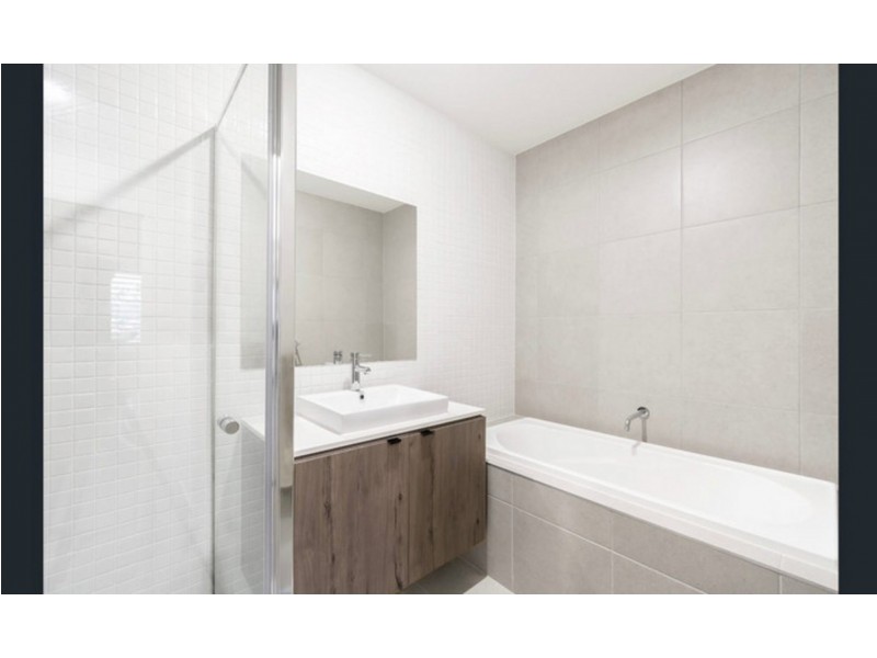 1/174 George Alexander Way, Coomera QLD 4209