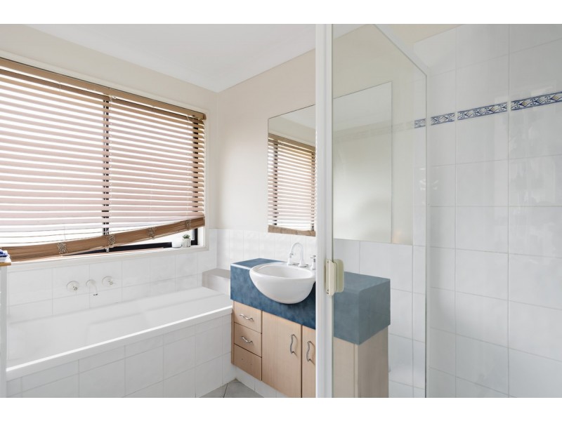 21 Firecrest Close, Upper Coomera QLD 4209
