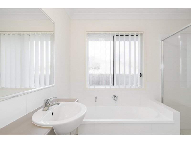 68 Cirrus Way, Coomera QLD 4209