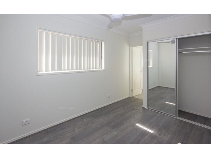 2/16 Seaford Street, Pimpama QLD 4209