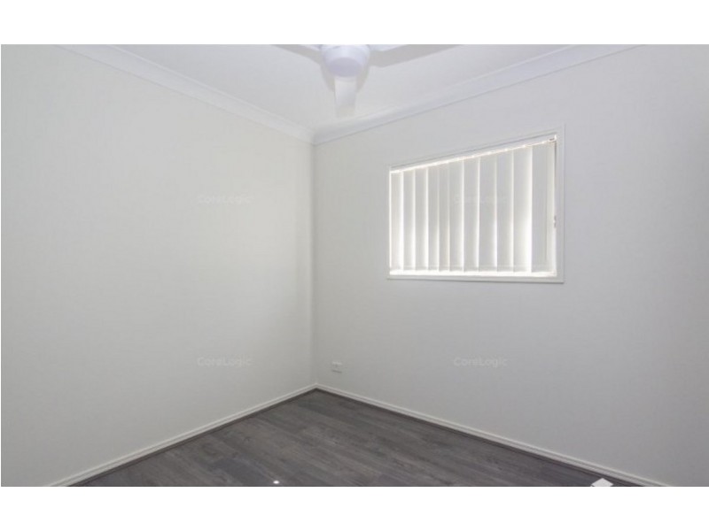 2/16 Seaford Street, Pimpama QLD 4209