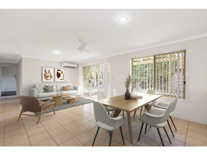 8 Dickinson Street, Upper Coomera QLD 4209