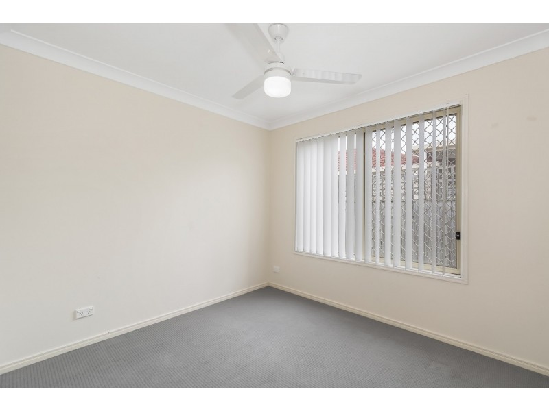 8 Dickinson Street, Upper Coomera QLD 4209