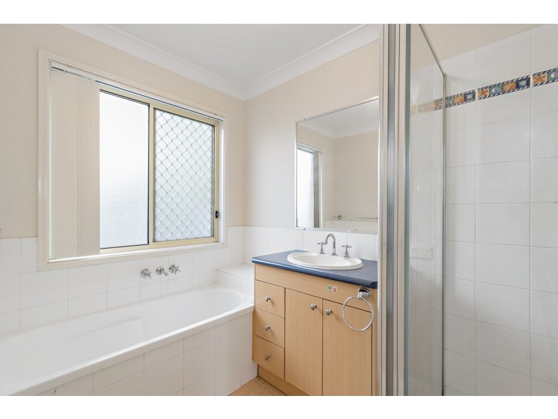 8 Dickinson Street, Upper Coomera QLD 4209