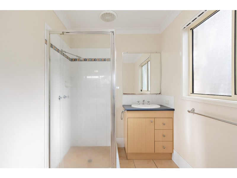 8 Dickinson Street, Upper Coomera QLD 4209