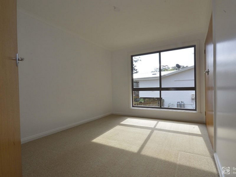 30 Knoll Street, Tamborine Mountain QLD 4272