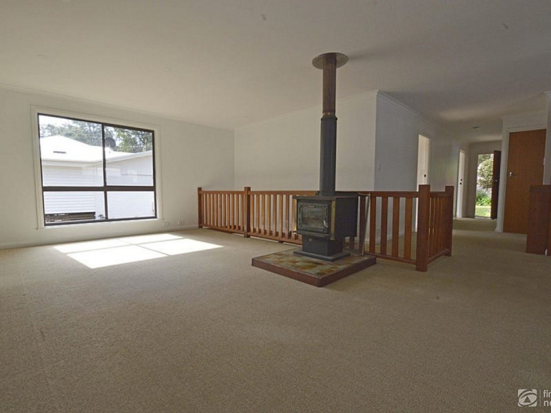 30 Knoll Street, Tamborine Mountain QLD 4272