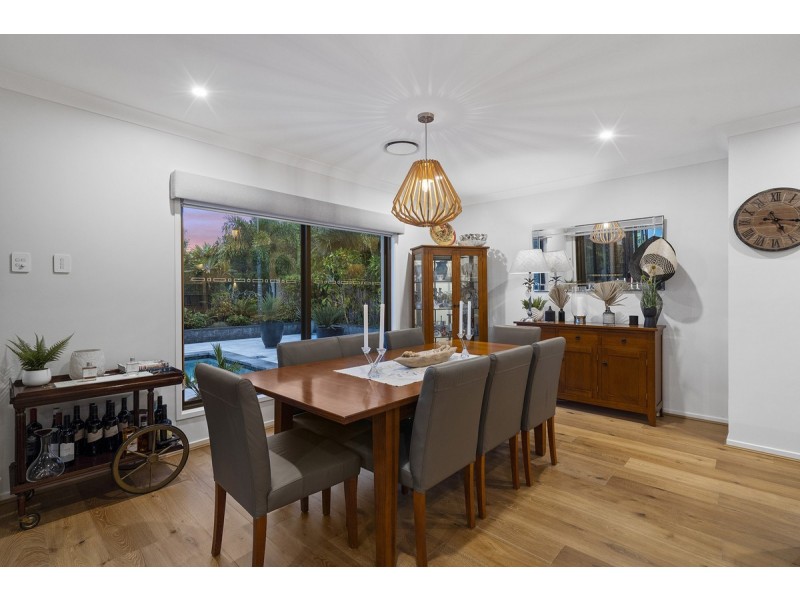 11 Skippers Place, Coomera Waters QLD 4209