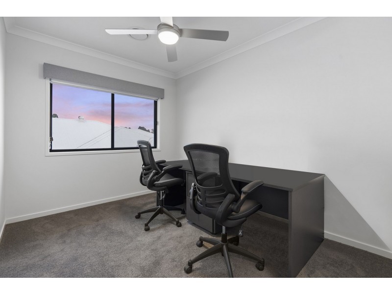 11 Skippers Place, Coomera Waters QLD 4209