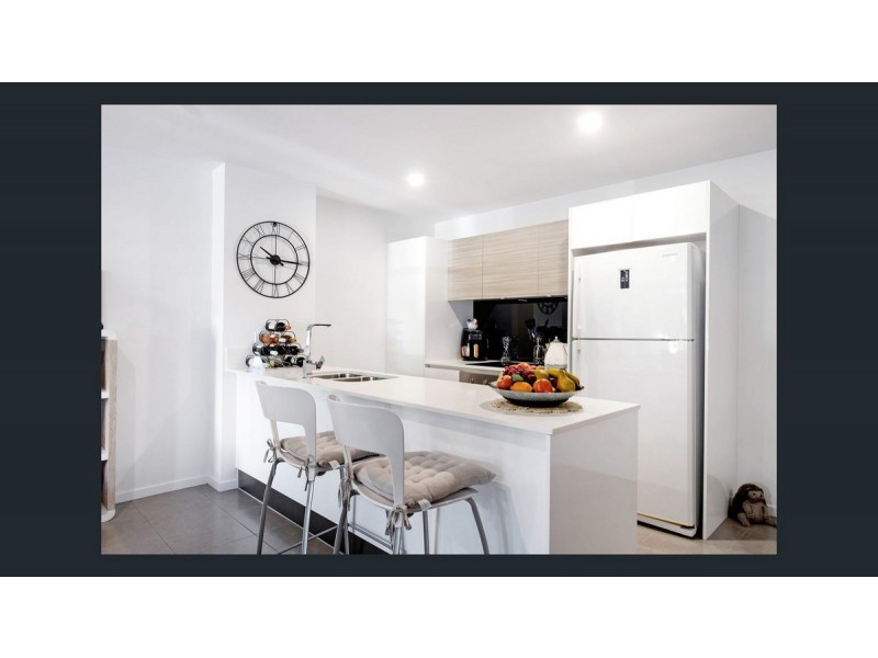 2101/1-7 Waterford Court, Bundall QLD 4217