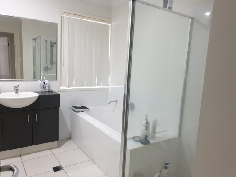 10 Vesper Lane, Coomera QLD 4209