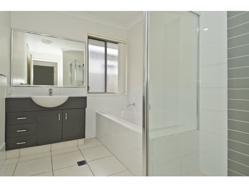 10 Vesper Lane, Coomera QLD 4209