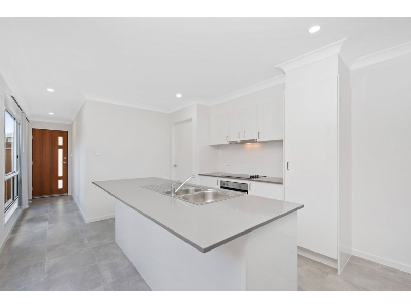 Lot 2/34 Woodrose Circuit, Pimpama QLD 4209