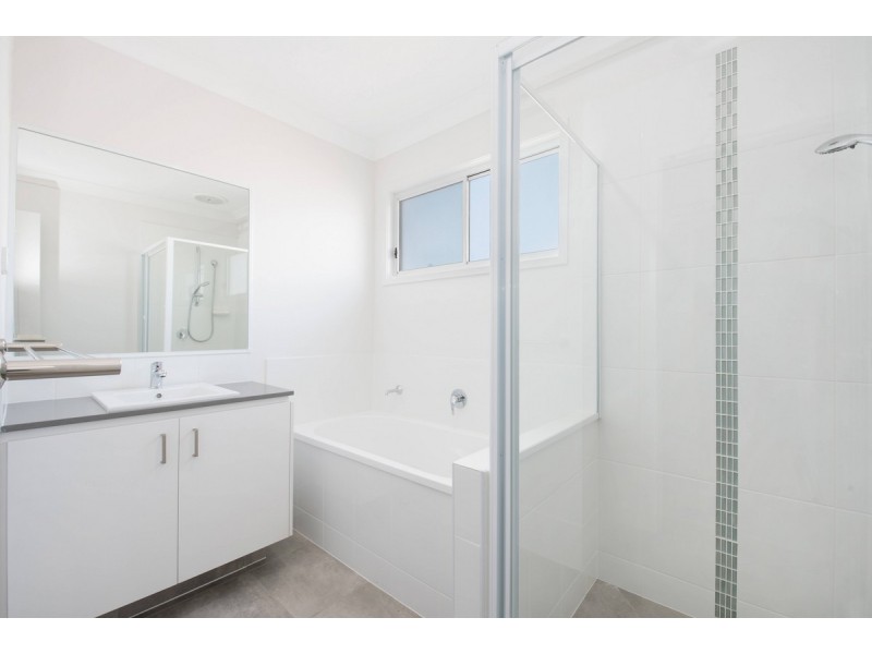 Lot 2/34 Woodrose Circuit, Pimpama QLD 4209