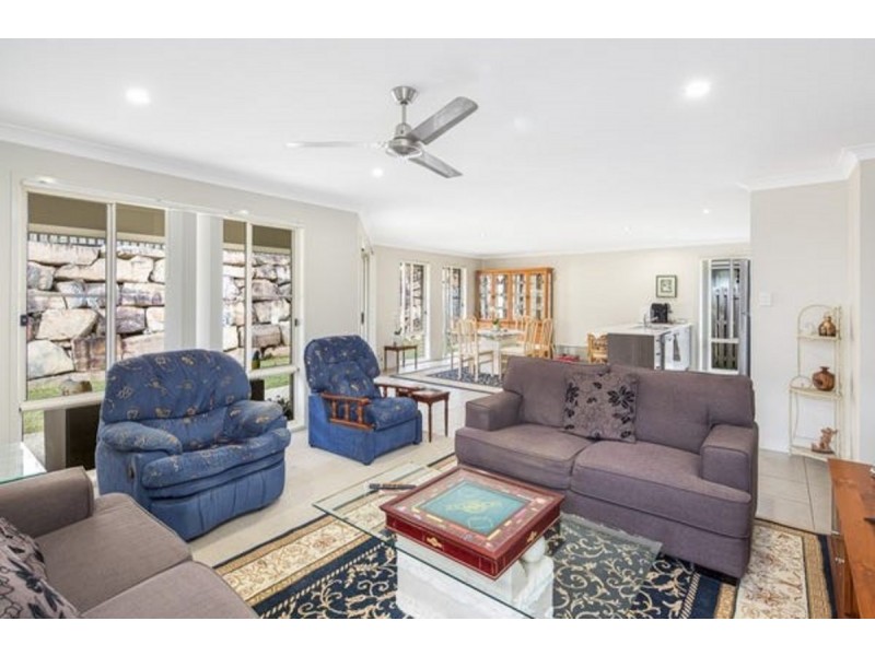 26 Vista Crescent, Pimpama QLD 4209