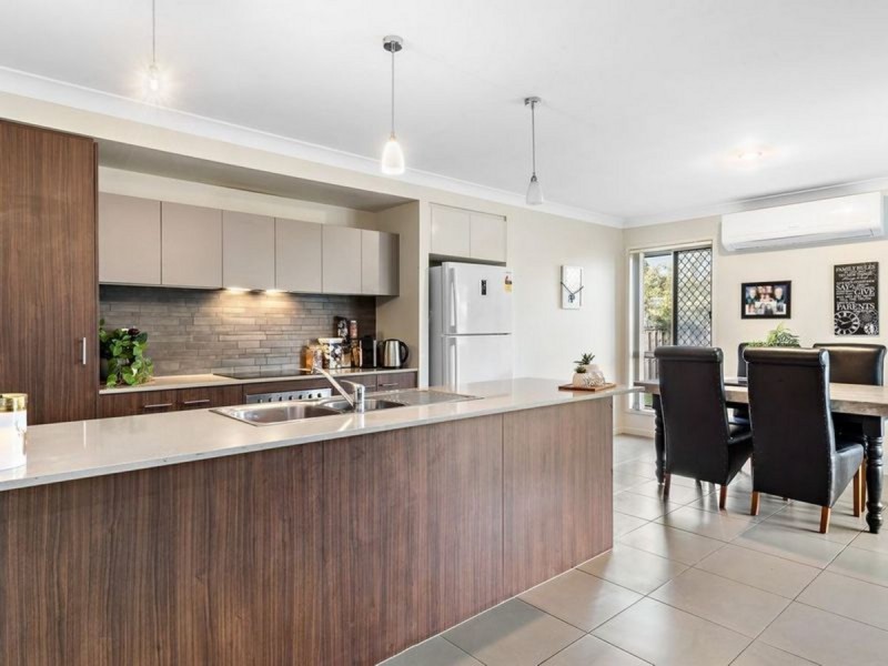 6 Yarrambat Rise, Upper Coomera QLD 4209