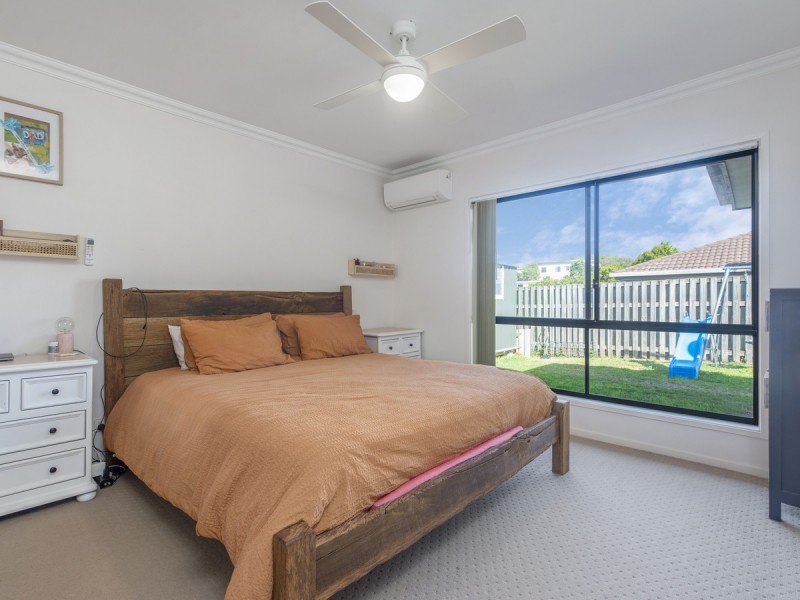 2 Dunraven Drive, Pimpama QLD 4209