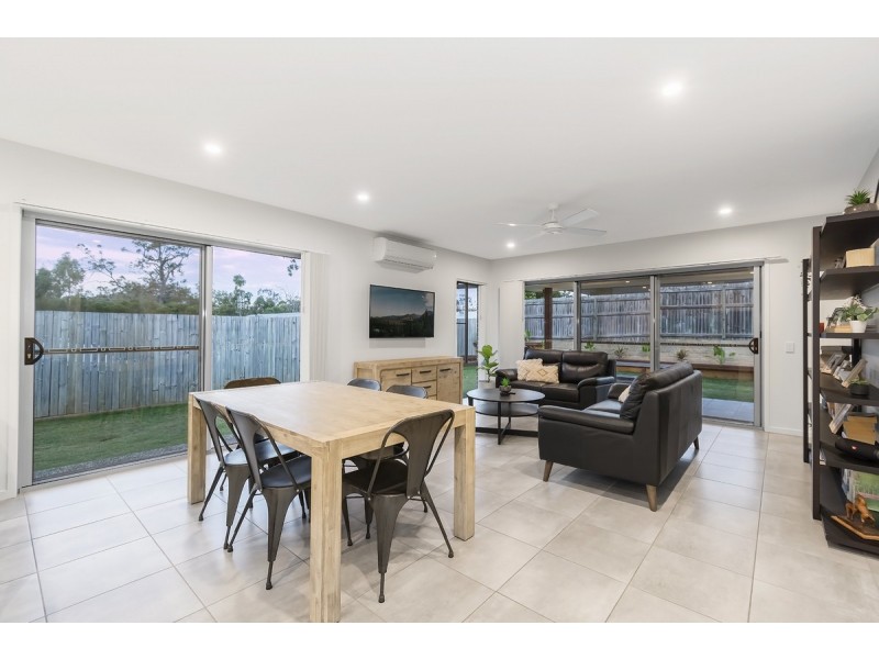 19 Red Gum Terrace, Coomera QLD 4209