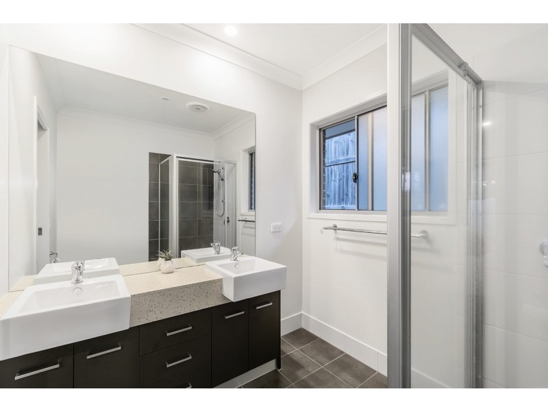 19 Red Gum Terrace, Coomera QLD 4209