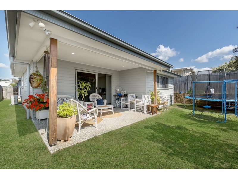5 Woodrose Circuit, Pimpama QLD 4209
