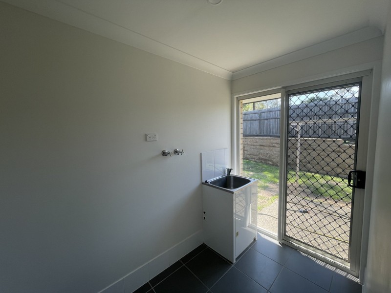 1 Milbrook Crescent, Pimpama QLD 4209