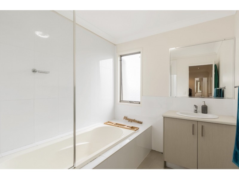1/19 Collingrove Circuit, Pimpama QLD 4209