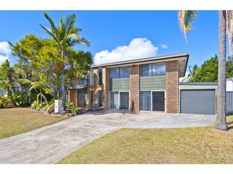 11 Murrumba Drive, Ashmore QLD 4214