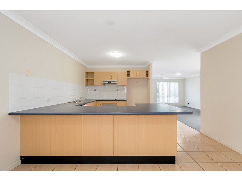 8 Dickinson Street, Upper Coomera QLD 4209