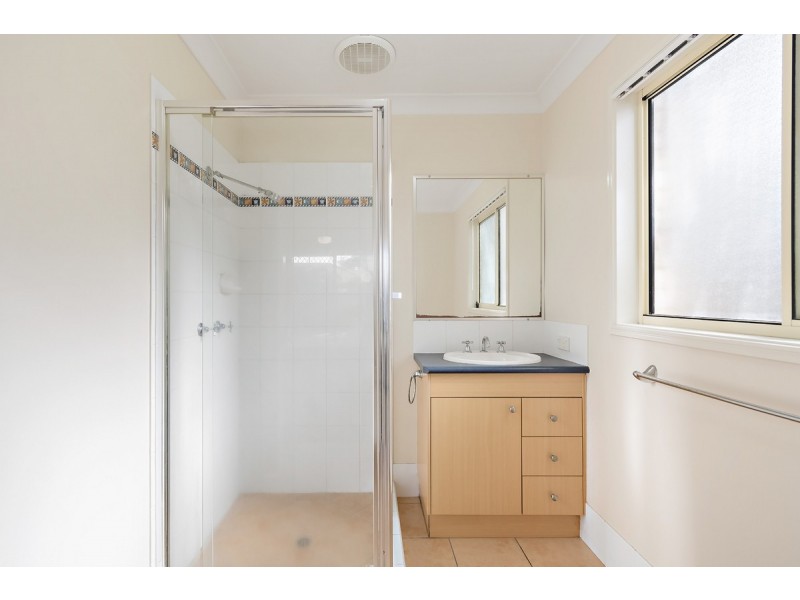 8 Dickinson Street, Upper Coomera QLD 4209