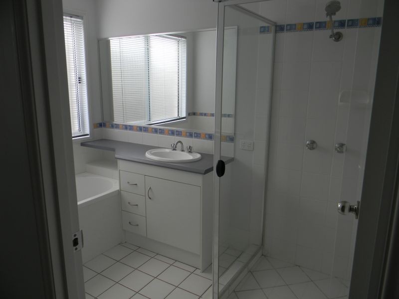 11 Bedroff Street, Upper Coomera QLD 4209