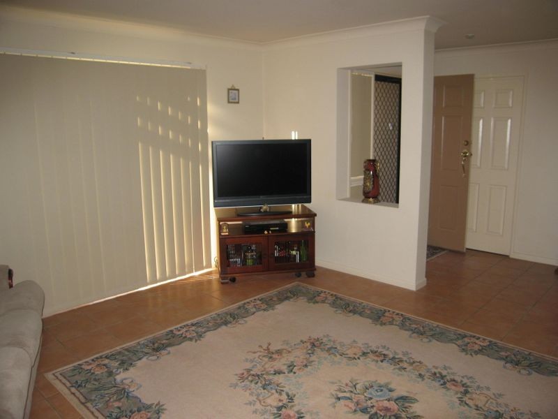 1/14 Bluetail Crescent, Upper Coomera QLD 4209