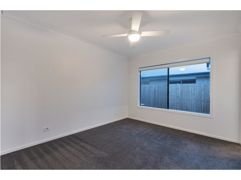 9 Woodland Court, Ormeau QLD 4208