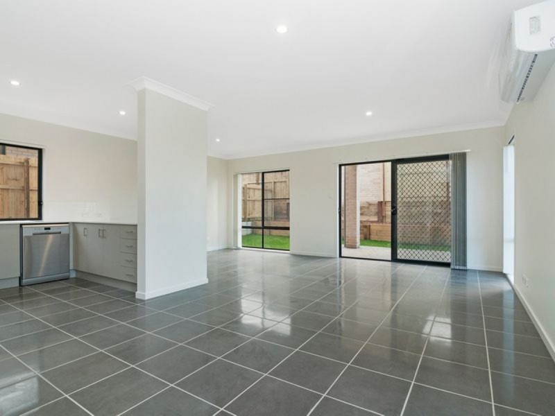 8 Tribeca Circuit, Coomera QLD 4209