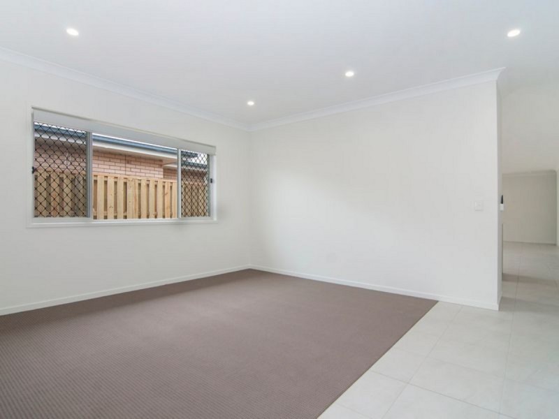 33 Moorinya Circuit, Pimpama QLD 4209